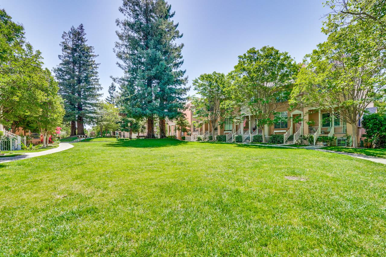 142 Pacchetti Way Mountain View, CA 94040 - Photo 49 of 50