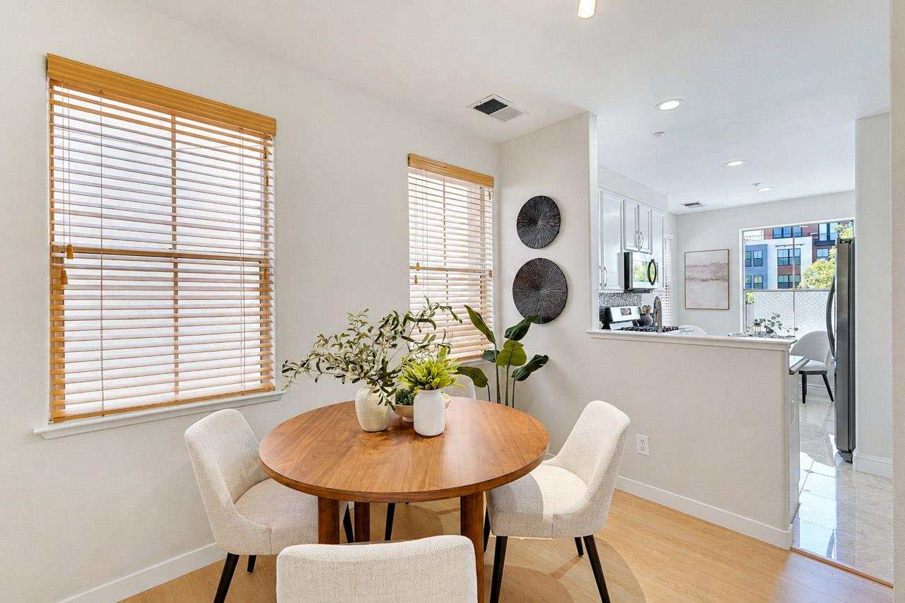142 Pacchetti Way Mountain View, CA 94040 - Photo 7 of 50