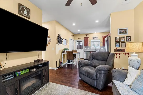 $198,000 | 516 North Mulberry Street, Ottawa, KS 66067
