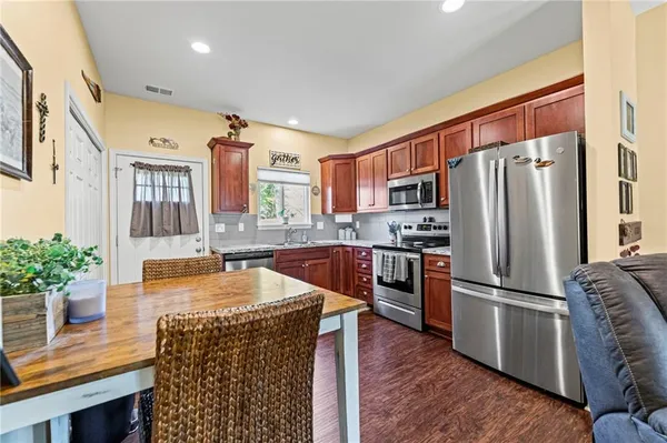 $198,000 | 516 North Mulberry Street, Ottawa, KS 66067
