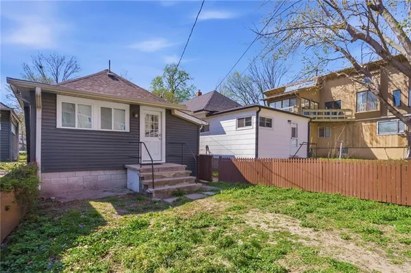 $279,950 | 4315 Jarboe Street, Kansas City, MO 64111