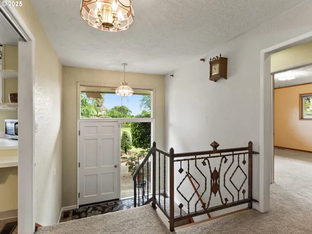 $679,000 | 11946 Southeast Boyer Road, McMinnville, OR 97128