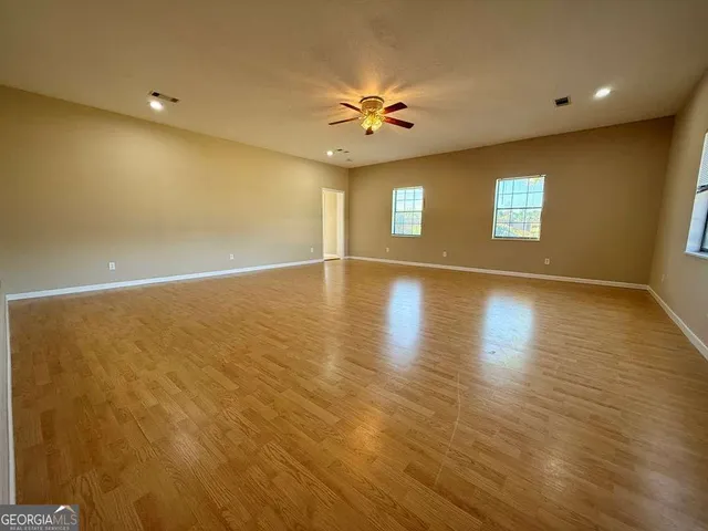 $699,900 | 393 Douglas Highway, Hazlehurst, GA 31539