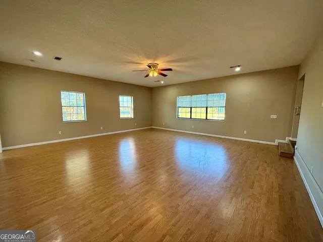 $699,900 | 393 Douglas Highway, Hazlehurst, GA 31539