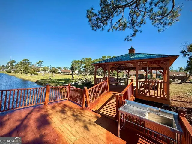 $699,900 | 393 Douglas Highway, Hazlehurst, GA 31539