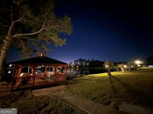 $699,900 | 393 Douglas Highway, Hazlehurst, GA 31539