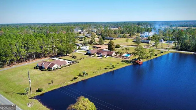 $699,900 | 393 Douglas Highway, Hazlehurst, GA 31539