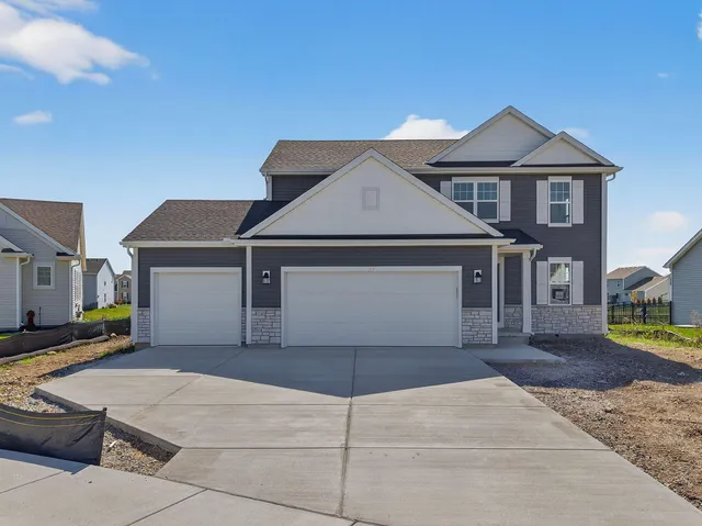 107 Reuben Court, Beaver Dam, WI 53916
