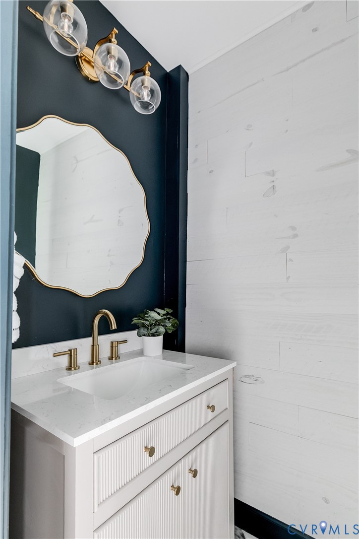 14000 Westfield Road Midlothian, VA 23113 - Photo 24 of 49 Bathroom featuring vanity