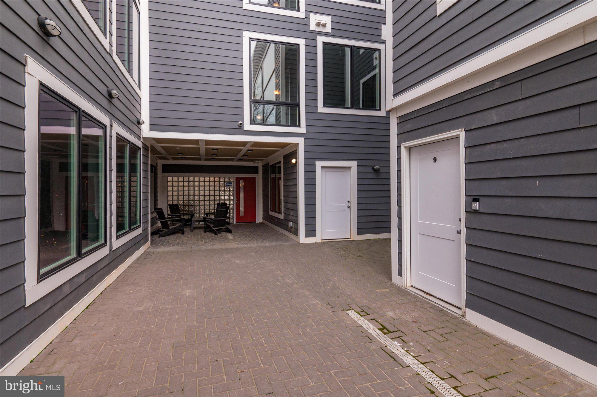 1940 3rd Street Northeast, Unit 1 Washington, DC 20002 - Photo 30 of 48 Shared community space.