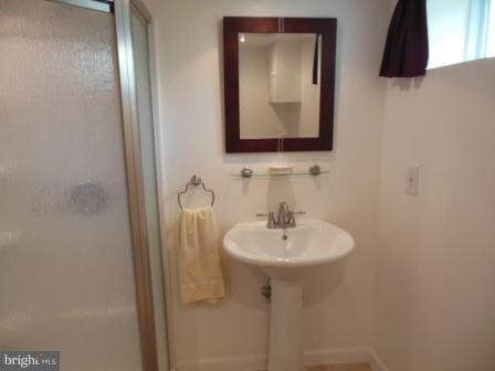 119 Cedar Hill Road Brooklyn, MD 21225 - Photo 8 of 20 Bath