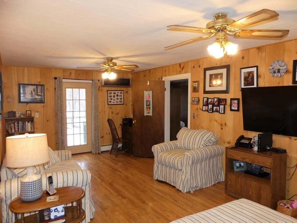 9 Lakefield Road Westminster, MA 01473 - Photo 3 of 14