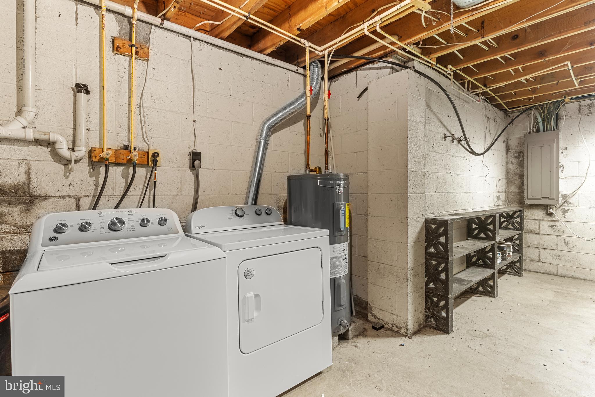 1003 Jackson Hall School Road Elkton, MD 21921 - Photo 39 of 49 a utility room with dryer and washer