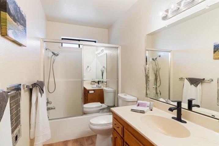 11828 Kitzbuhel Road Truckee, CA 96161 - Photo 12 of 21
