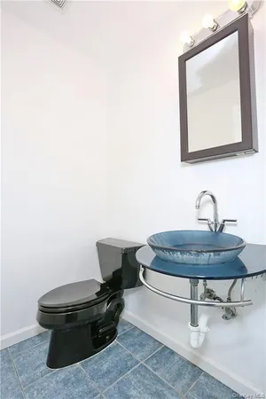 a bathroom with a toilet
