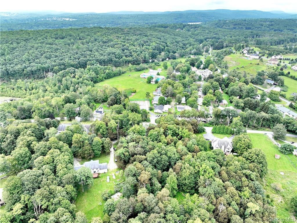 80 Old Quaker Hill Road Monroe, NY 10950 - Photo 34 of 36