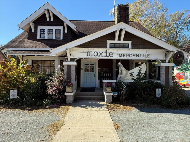 a view of an entrance of the building