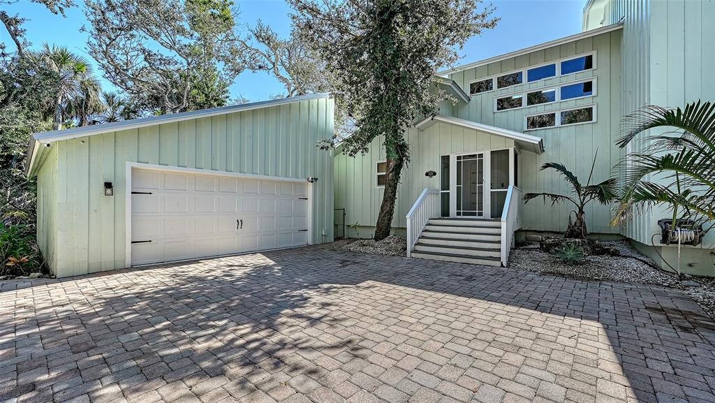 5310 Hidden Harbor Road Sarasota, FL 34242 - Photo 12 of 90