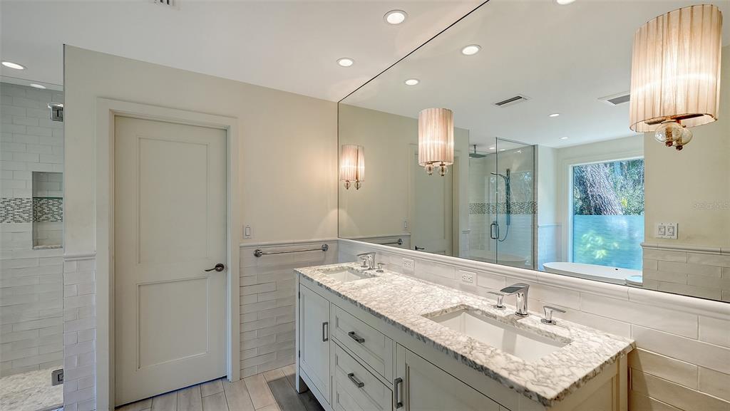 5310 Hidden Harbor Road Sarasota, FL 34242 - Photo 30 of 90