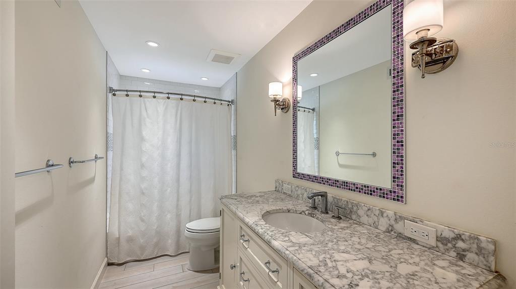 5310 Hidden Harbor Road Sarasota, FL 34242 - Photo 35 of 90