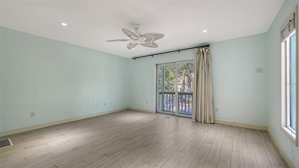 5310 Hidden Harbor Road Sarasota, FL 34242 - Photo 36 of 90