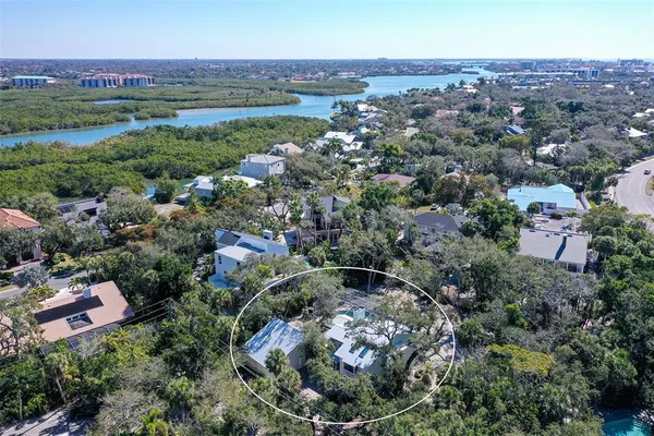 $6,000 | 5310 Hidden Harbor Road, Sarasota, FL 34242