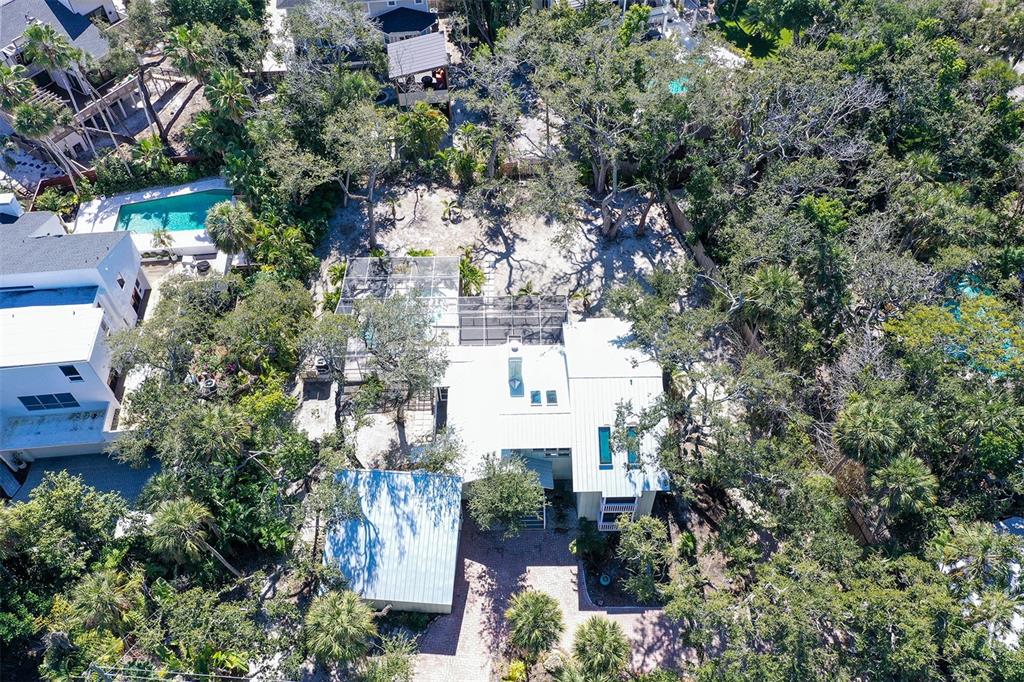 5310 Hidden Harbor Road Sarasota, FL 34242 - Photo 5 of 90