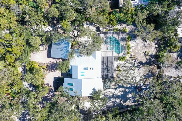 $6,000 | 5310 Hidden Harbor Road, Sarasota, FL 34242
