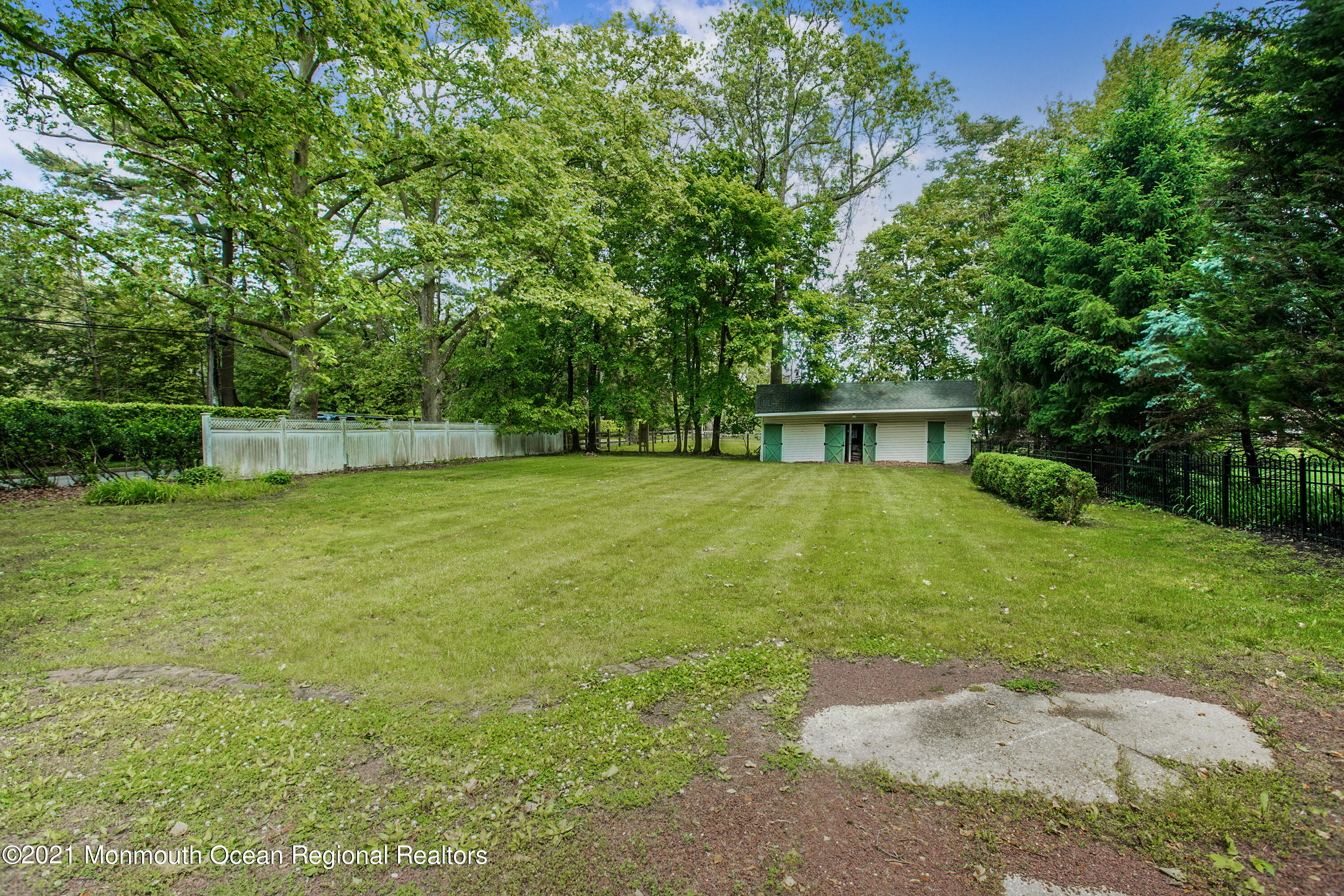 435 Navesink River Road Red Bank, NJ 07701 - Photo 22 of 62 435 Navesink River Rd Red Bank, NJ (06