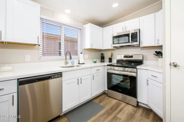 $2,500 | 1672 East Augusta Avenue, Chandler, AZ 85249