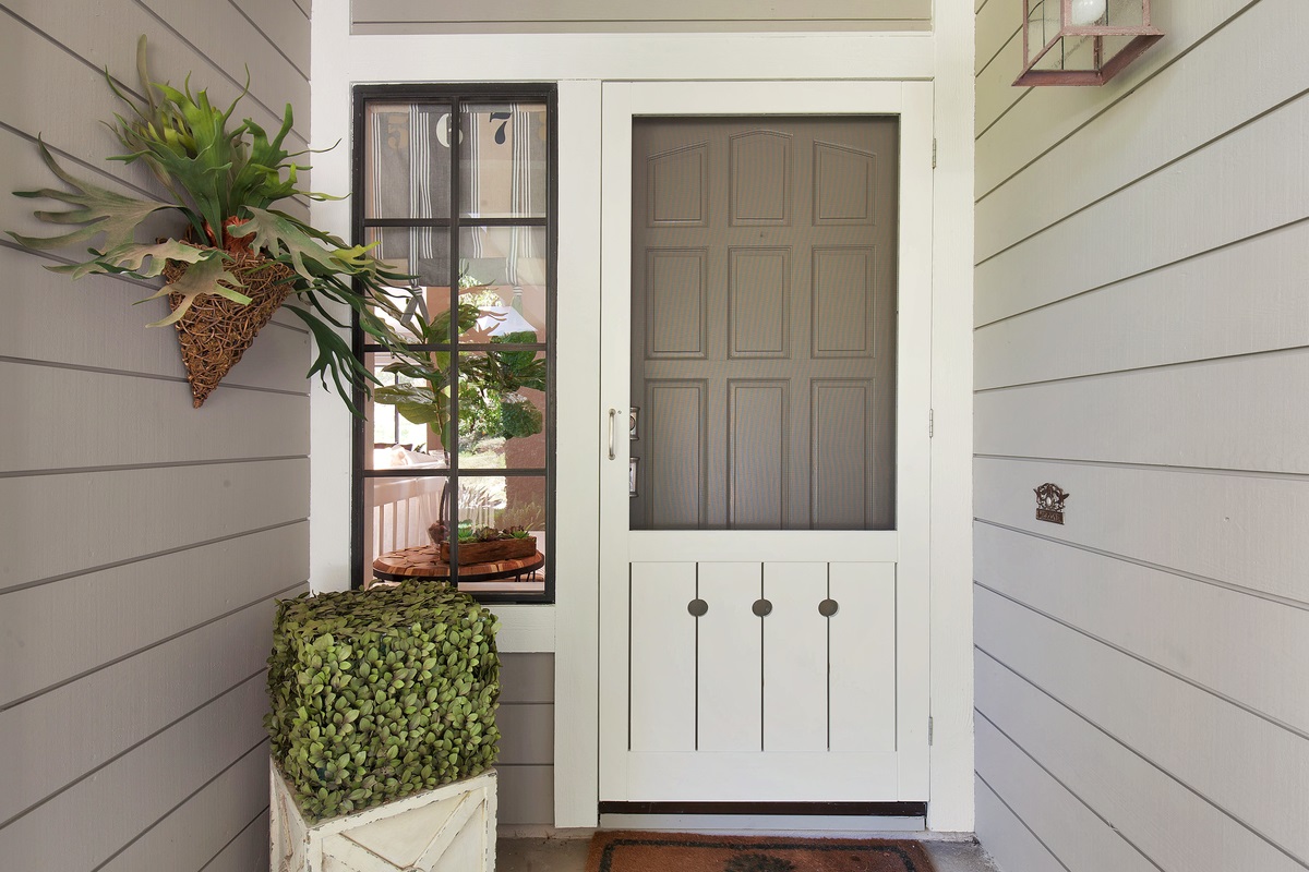 435 Via Malaga Encinitas, CA 92024 - Photo 2 of 25