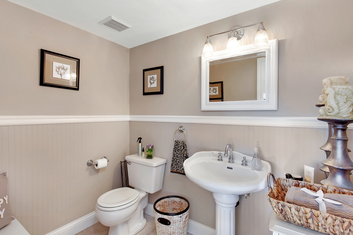 435 Via Malaga Encinitas, CA 92024 - Photo 13 of 25