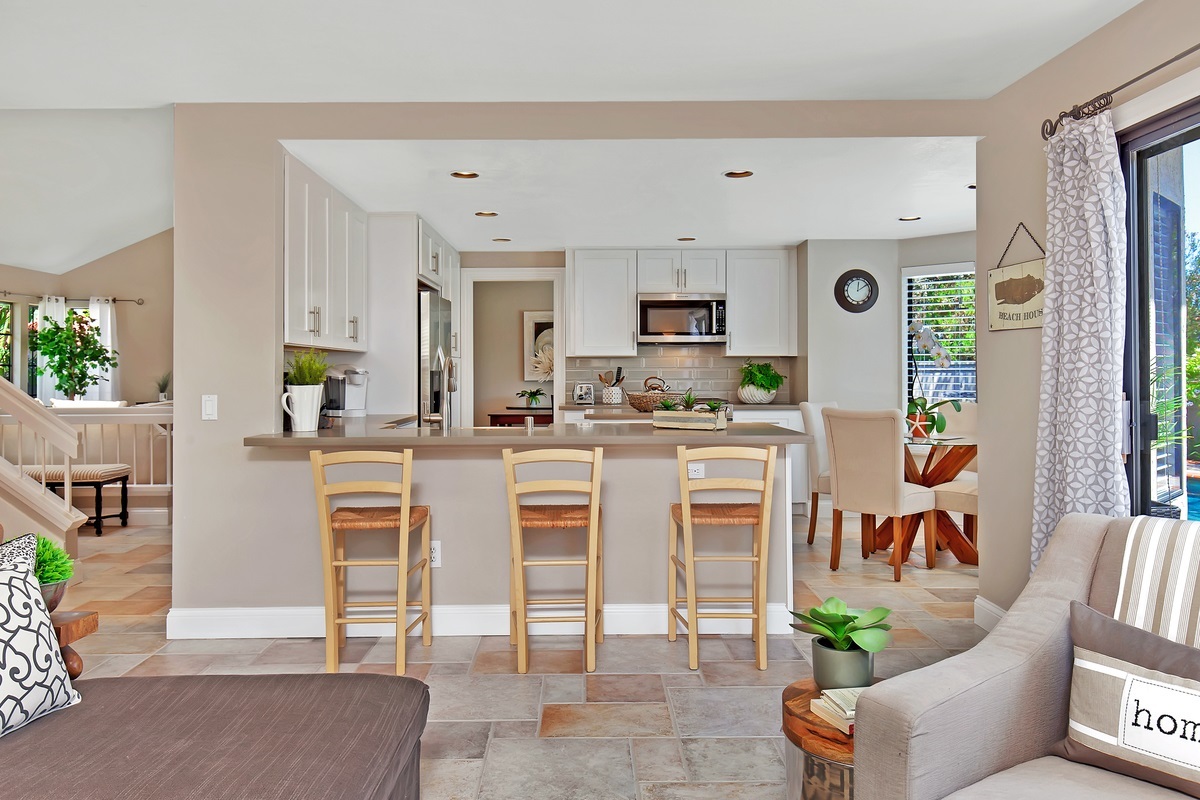 435 Via Malaga Encinitas, CA 92024 - Photo 10 of 25