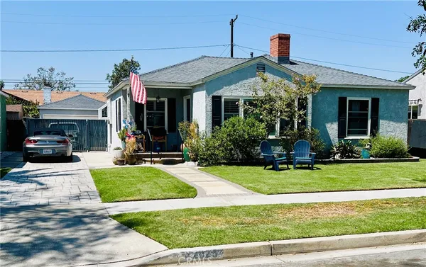 $925,000 | 2925 San Francisco Avenue, Long Beach, CA 90806