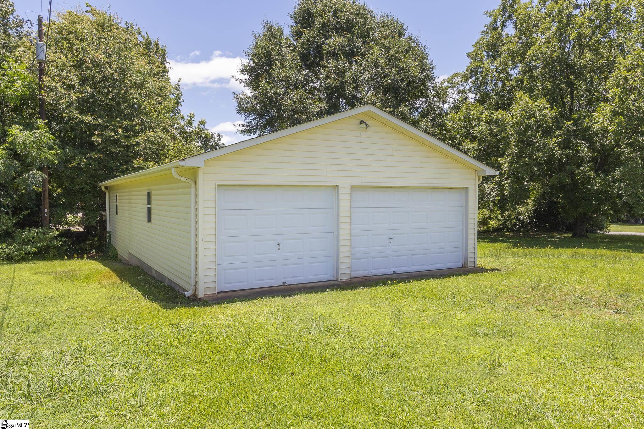 1115 Old Denver School Road Pendleton, SC 29670 - Photo 32 of 35
