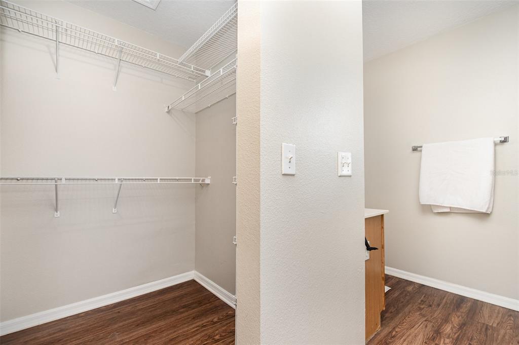 149 Circle Hill Road Sanford, FL 32746 - Photo 16 of 30 a view of small space with wooden floor