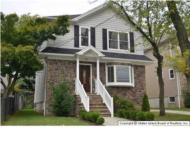 1052 Annadale Road Staten Island, NY 10312 - Photo 1 of 11 Primary Photo