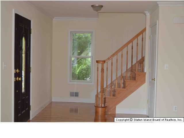 1052 Annadale Road Staten Island, NY 10312 - Photo 6 of 11 Additional Photo