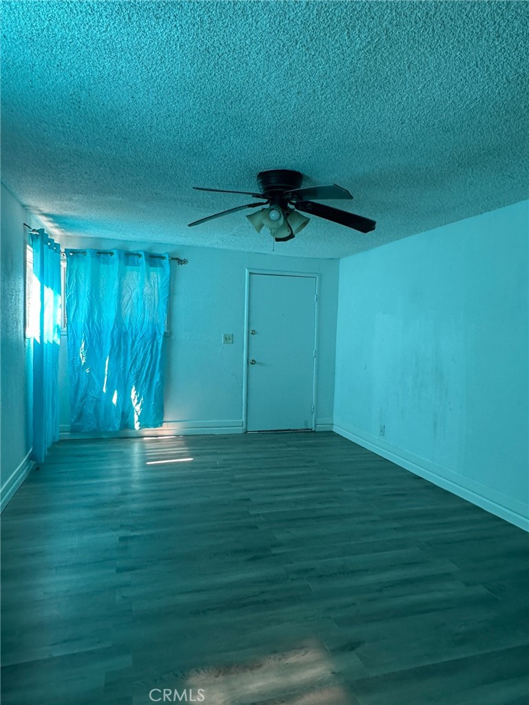 211 South Riverside Avenue Rialto, CA 92376 - Photo 5 of 6 Gallery Image 5