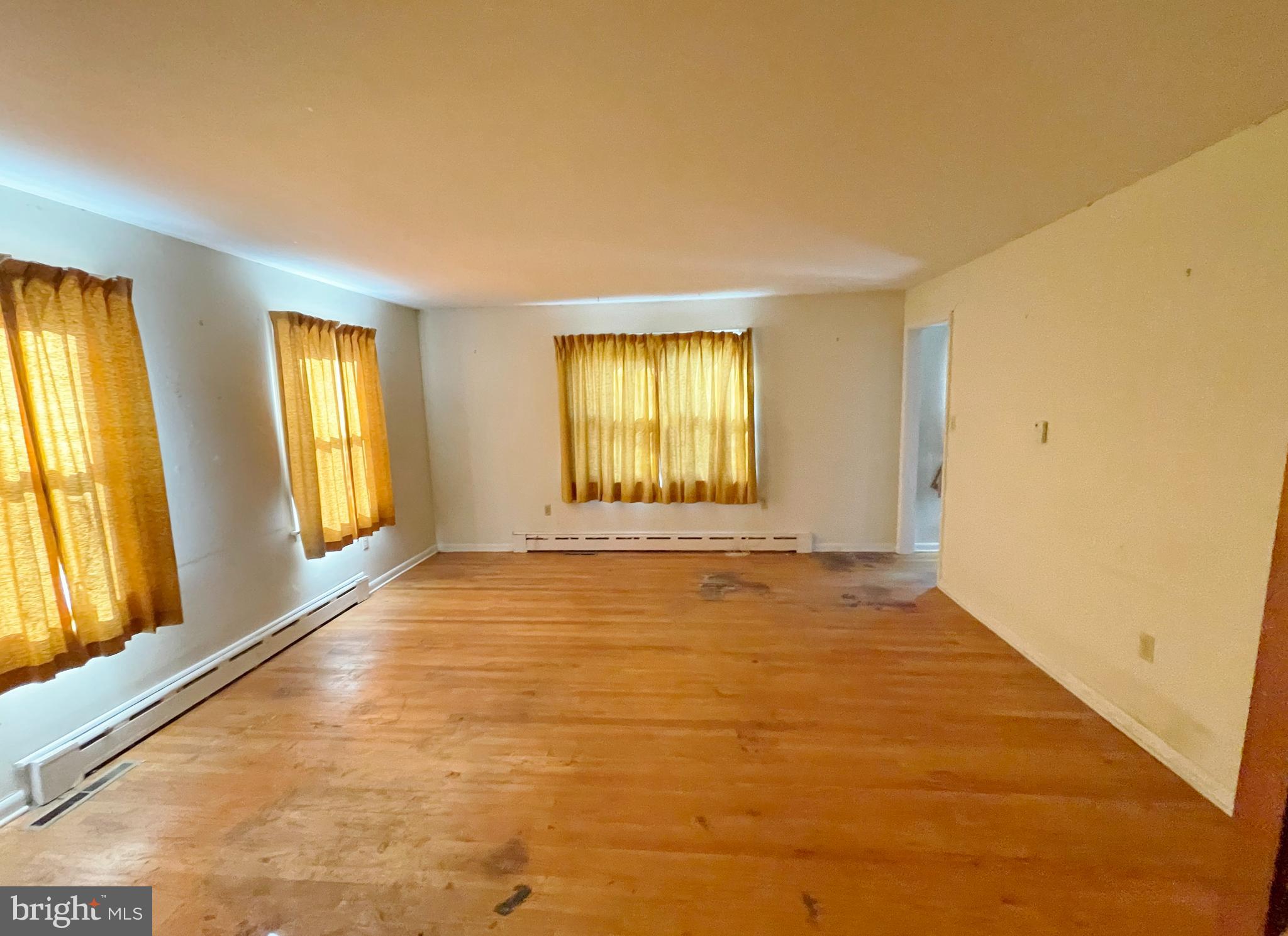 2411 Appleton Road Elkton, MD 21921 - Photo 18 of 35 Family Room