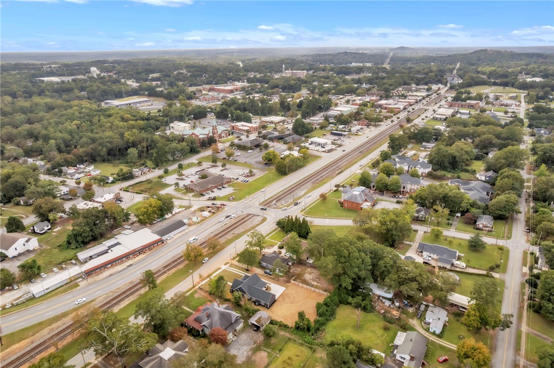 517 Northeast Main Street Easley, SC 29640 - Photo 30 of 31