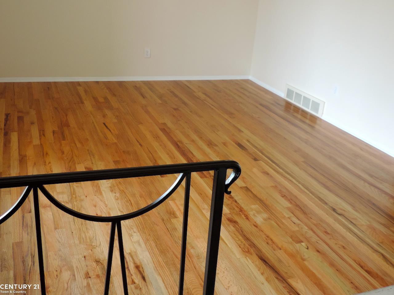 3916 Rolf Drive Warren, MI 48092 - Photo 3 of 26 Gallery Image 3