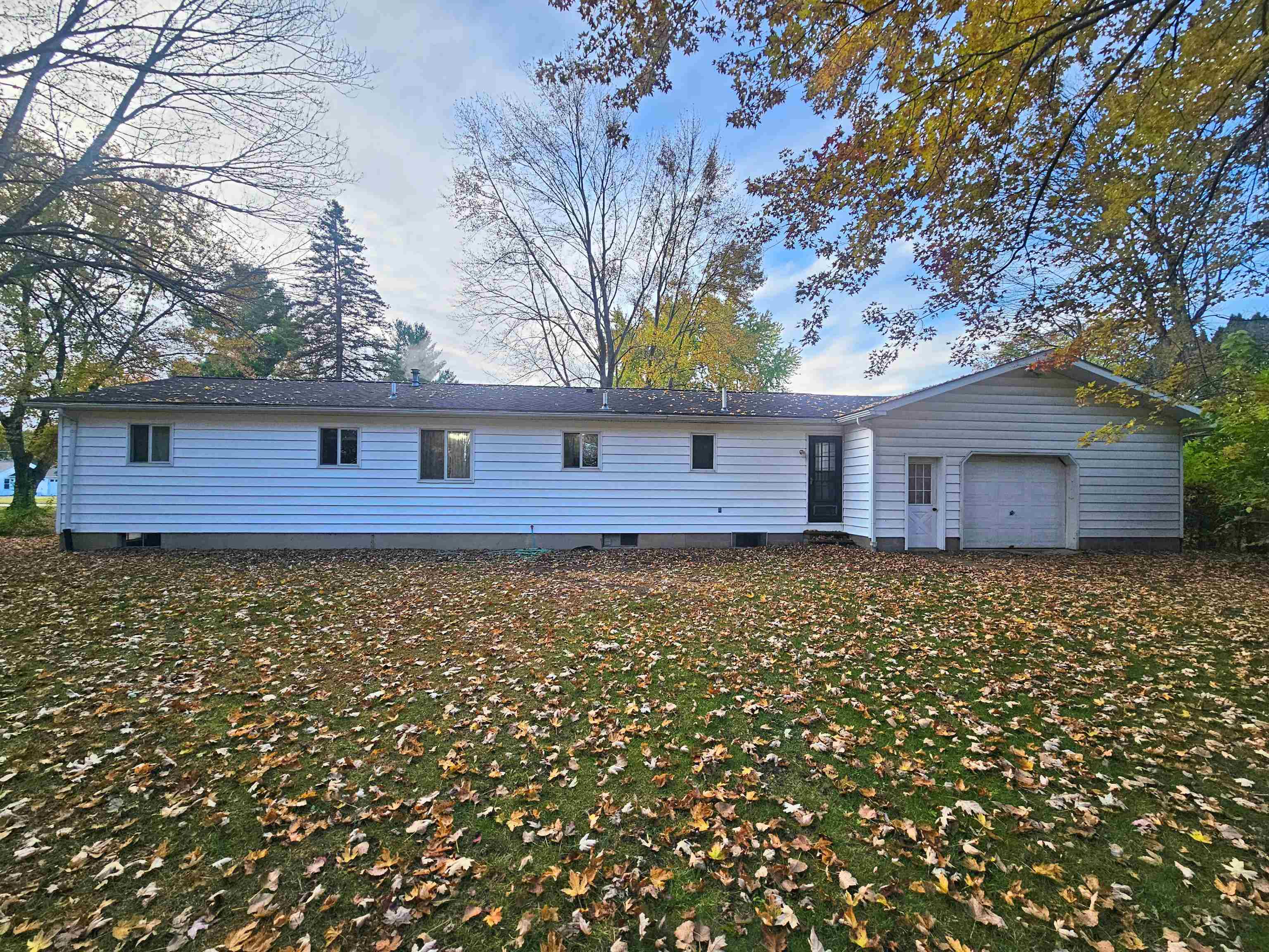 8651 Canada Road Birch Run, MI 48415 - Photo 33 of 42 50193090-d722d60f-b218-4837-86df-09bdc5e68175.JPG