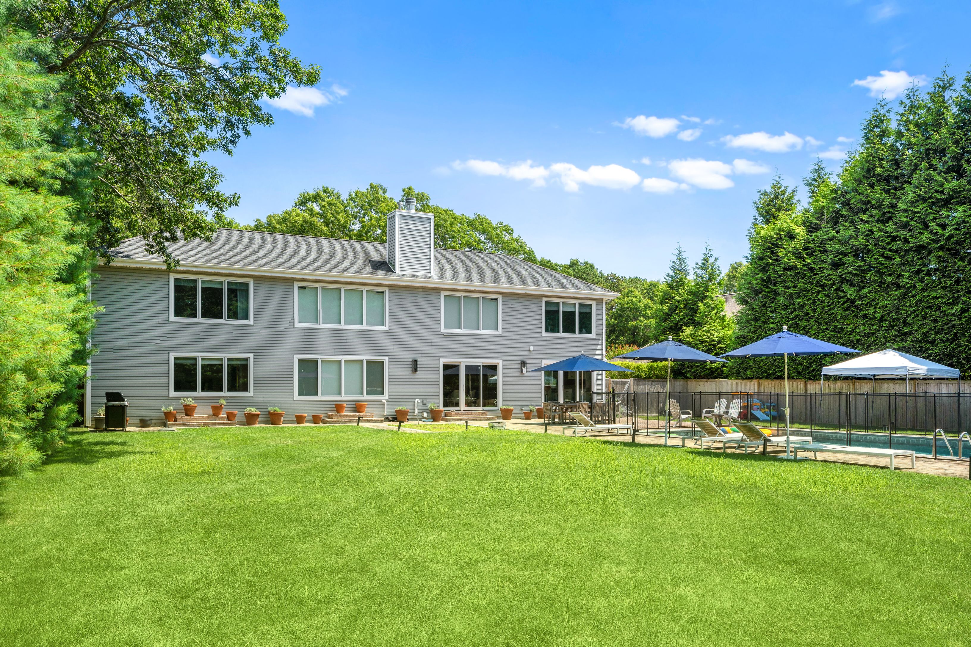 31 East East Gate Road Wainscott, NY 11975 - Photo 19 of 22