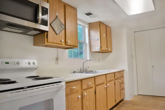 $300,000 | 1085 Lake Drive, Lincolnton, GA 30817