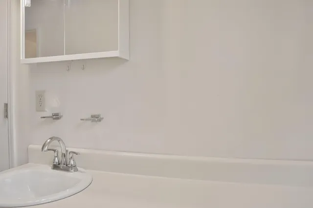 $300,000 | 1085 Lake Drive, Lincolnton, GA 30817