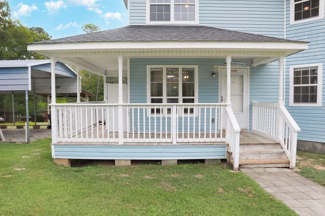 $300,000 | 1085 Lake Drive, Lincolnton, GA 30817