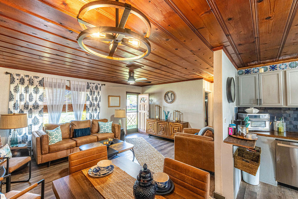 4309 Ave J Fort Pierce, FL 34947 - Photo 2 of 48 4309-AVENUE-J61