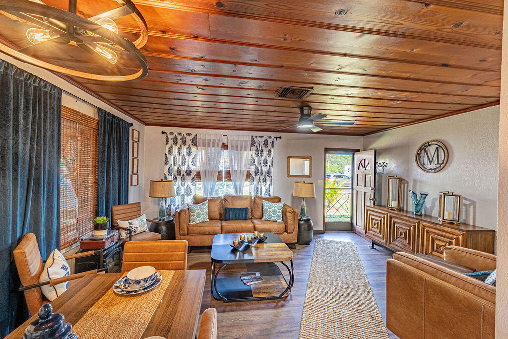 4309 Ave J Fort Pierce, FL 34947 - Photo 5 of 48 4309-AVENUE-J60