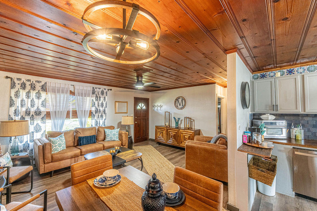 4309 Ave J Fort Pierce, FL 34947 - Photo 6 of 48 4309-AVENUE-J62